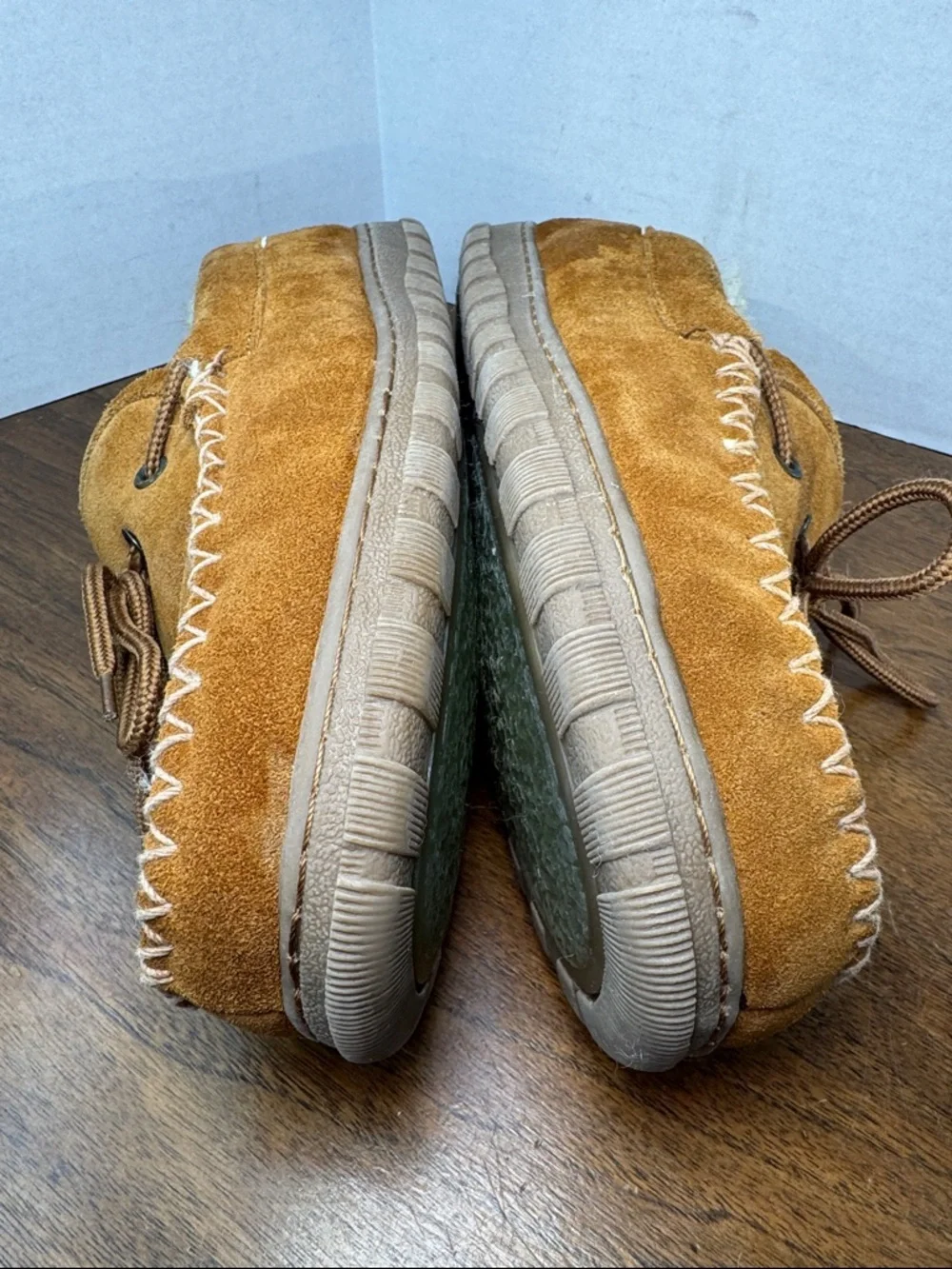 RJs Fuzzies Men's Suede Shearling Lined Moccasin Slippers Grandpa Loafer, sz 9